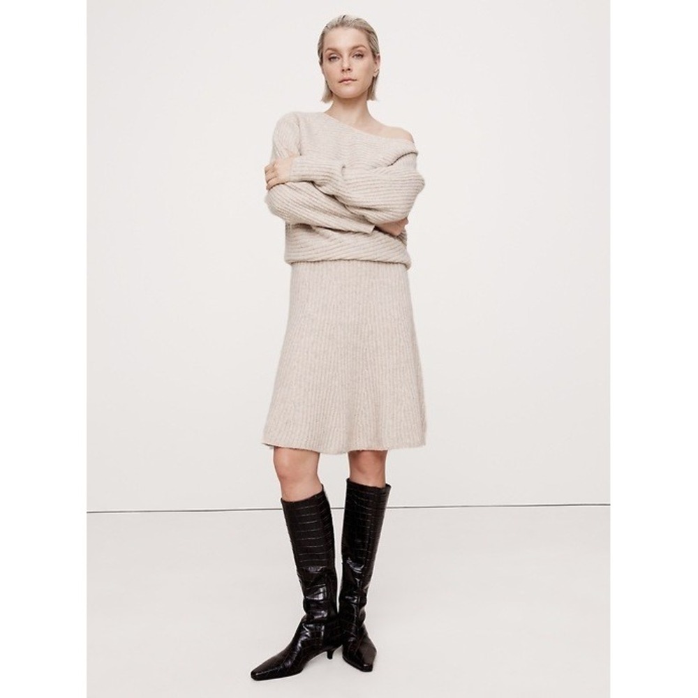 Banana Republic Sweater Dress Women L Oatmeal Wool Yak Blend Ribbed Fit Flare